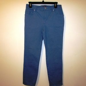 Gloria Vanderbilt Blue Amanda Jeans size 6 NWOT